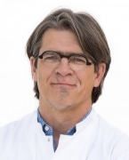 drs. R. Bezooijen